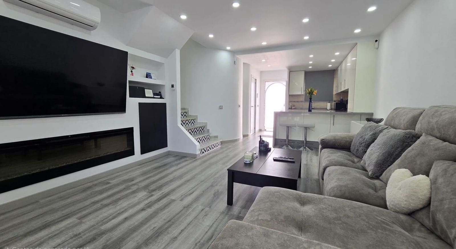 2 soveværelse Byhus til salg i Riviera del Sol - € 399.000 (Ref: 9851440)