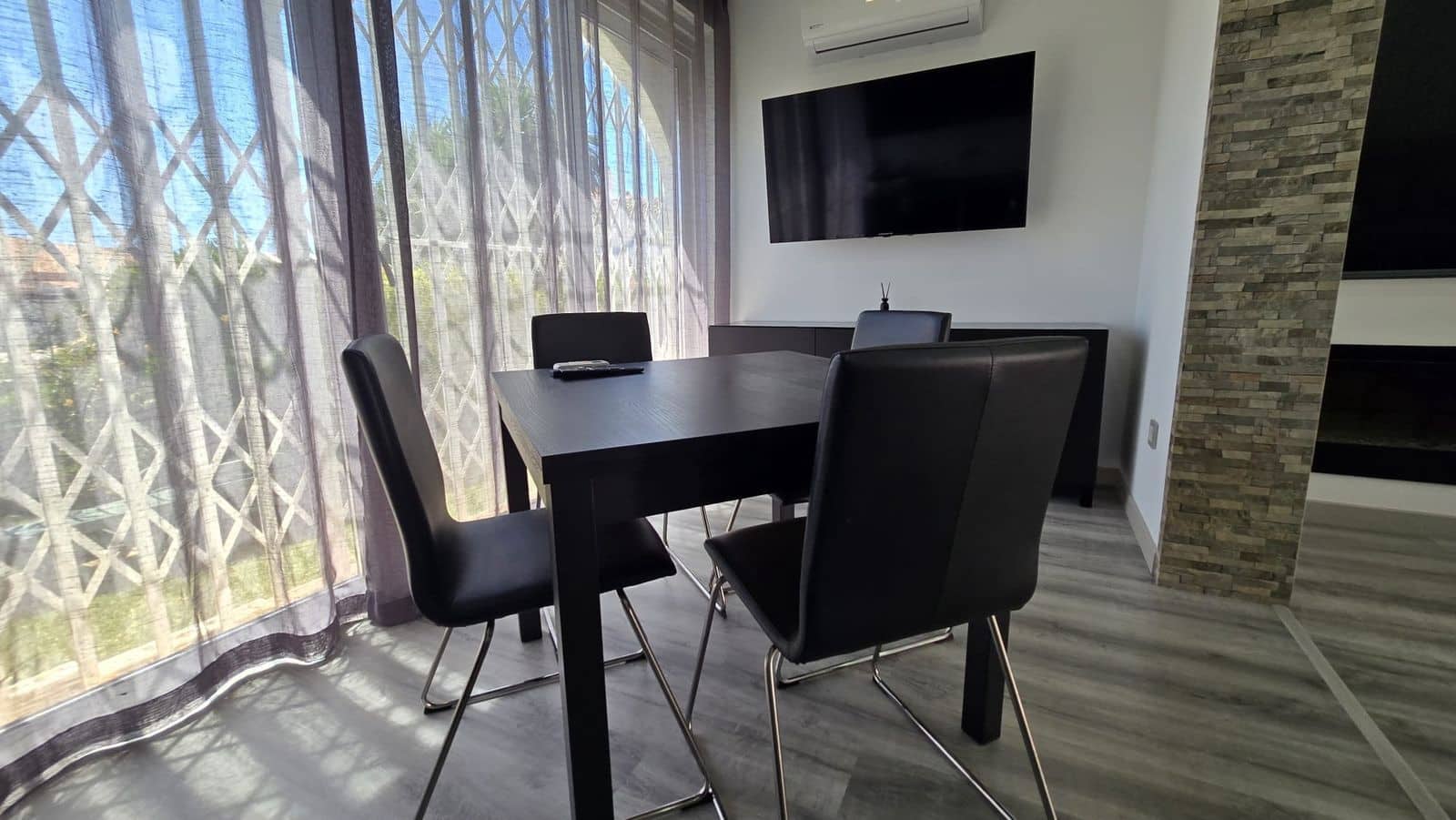 2 soveværelse Byhus til salg i Riviera del Sol - € 399.000 (Ref: 9851440)