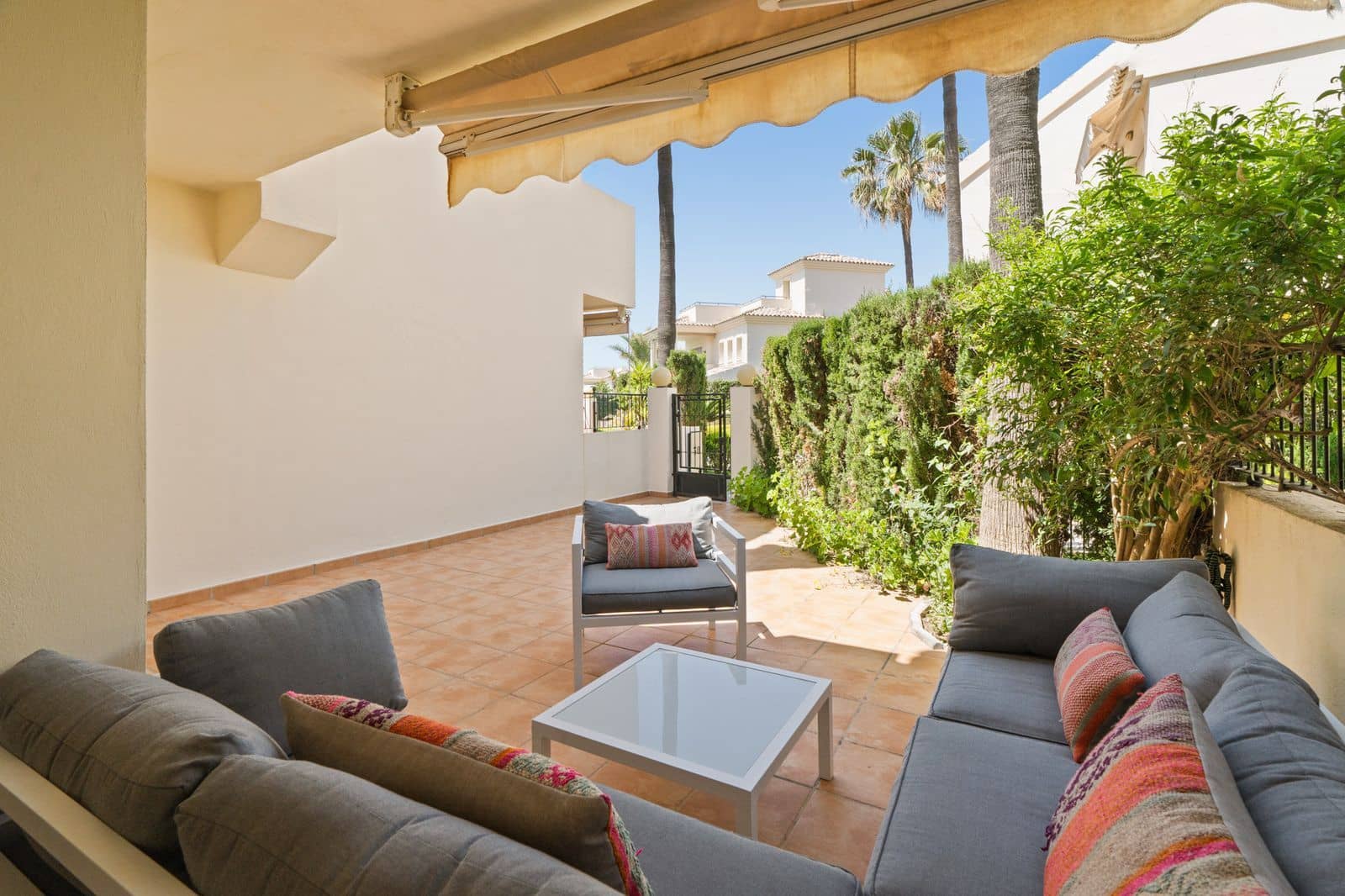 4 sovrum Hus till salu i Costabella - 1 150 000 € (Ref: 9851441)