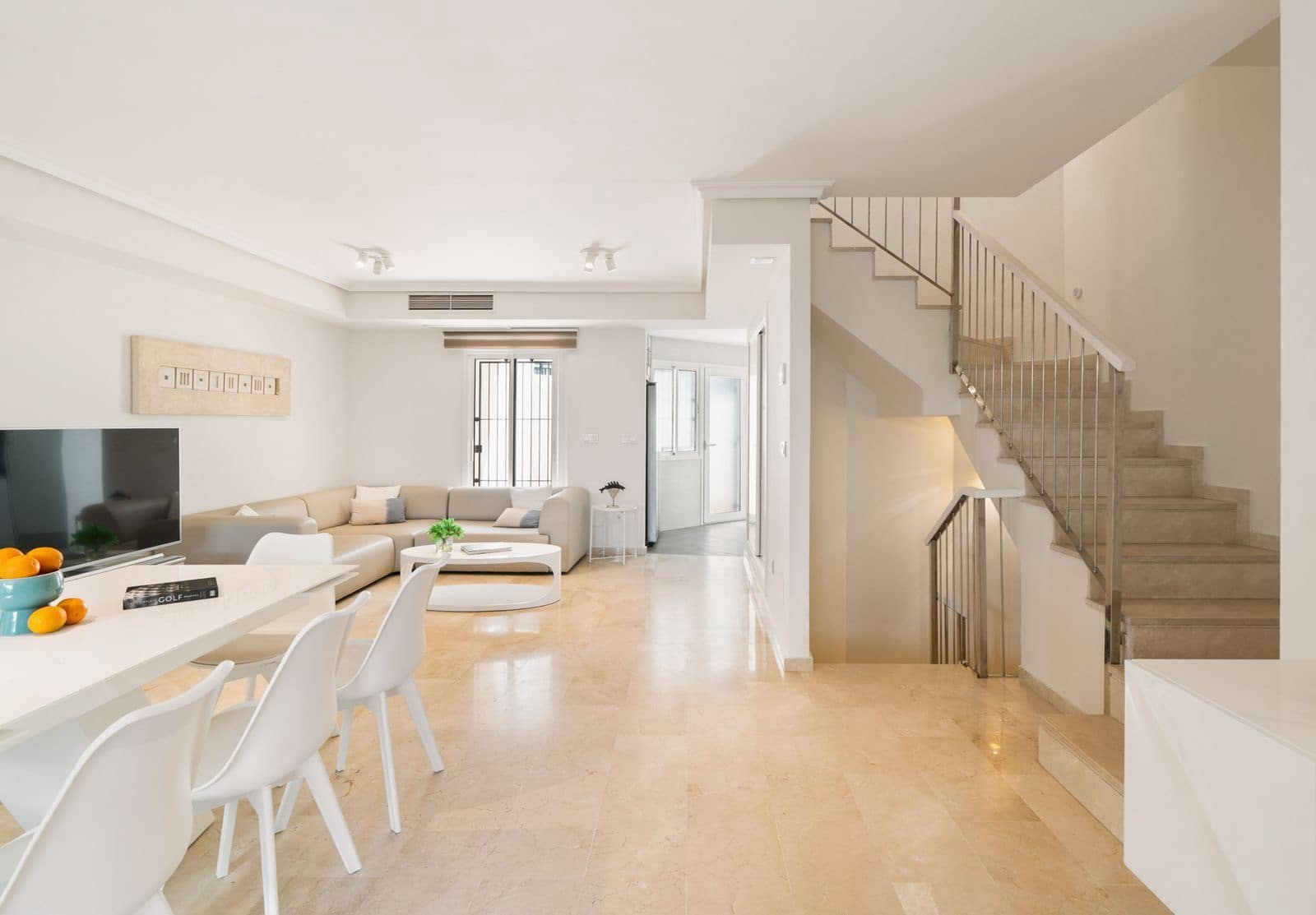 4 sovrum Hus till salu i Costabella - 1 150 000 € (Ref: 9851441)