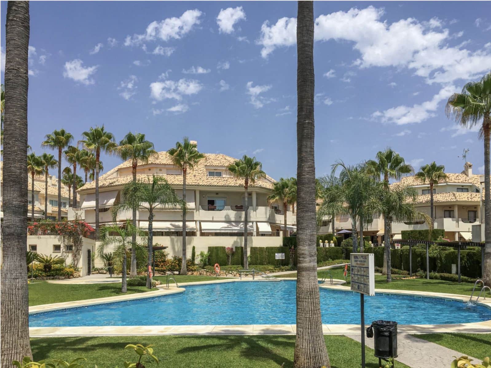 4 sovrum Hus till salu i Costabella - 1 150 000 € (Ref: 9851441)