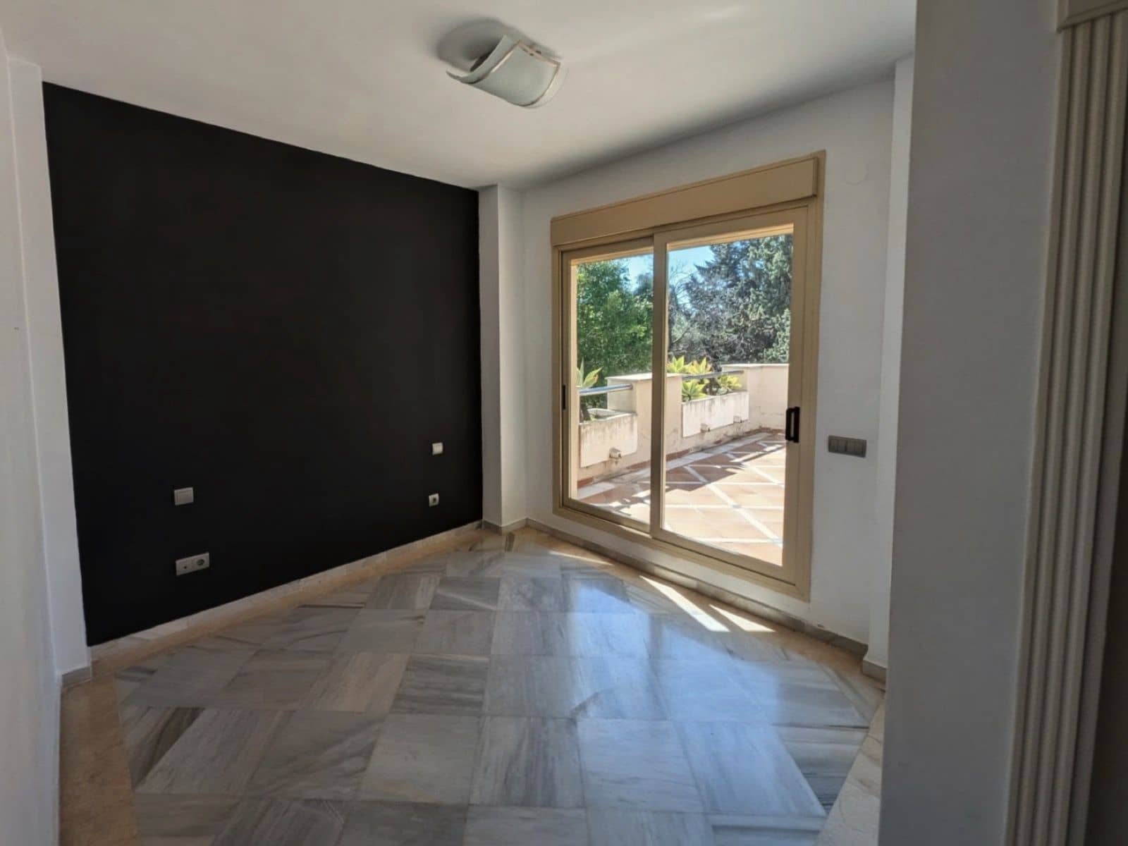 2 camera da letto Appartamento in vendita in Aloha Golf - 689.000 € (Rif: 9851442)