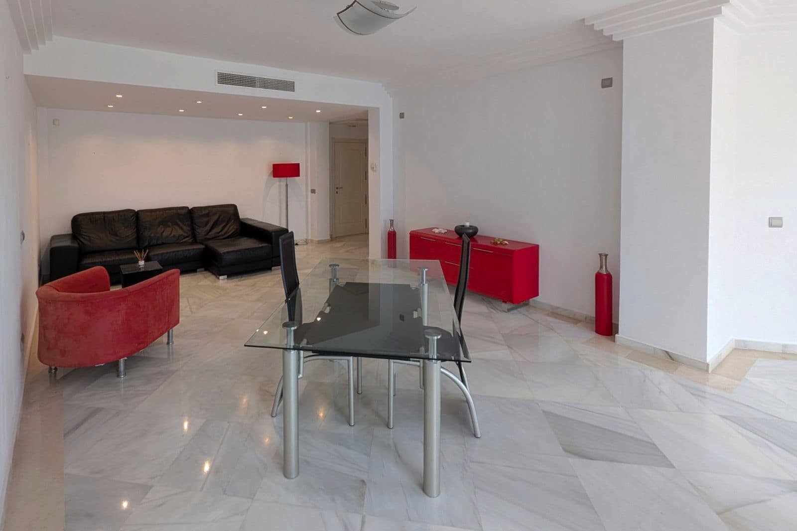 2 camera da letto Appartamento in vendita in Aloha Golf - 689.000 € (Rif: 9851442)