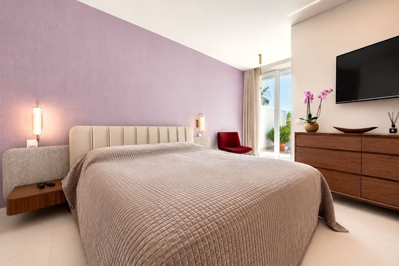 2 bedroom Apartment for sale in New Golden Mile - € 1,750,000 (Ref: 9851445)