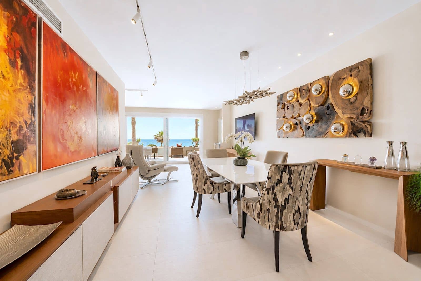2 bedroom Apartment for sale in New Golden Mile - € 1,750,000 (Ref: 9851445)