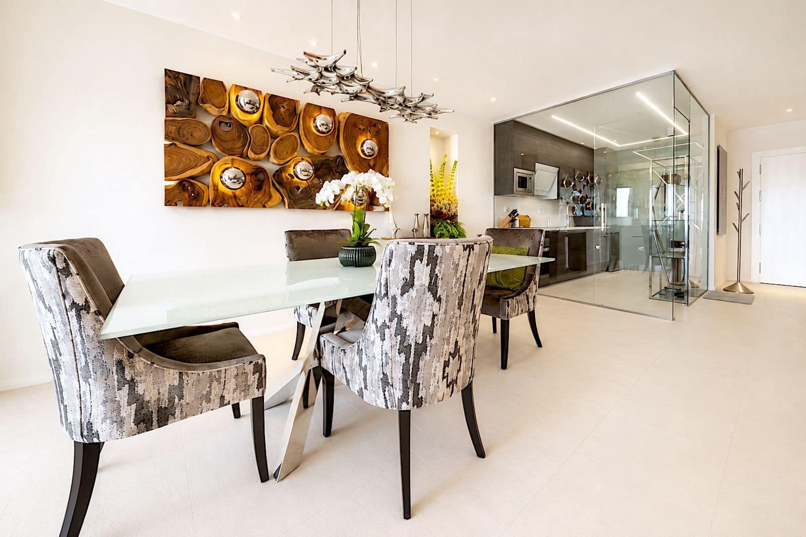 2 bedroom Apartment for sale in New Golden Mile - € 1,750,000 (Ref: 9851445)