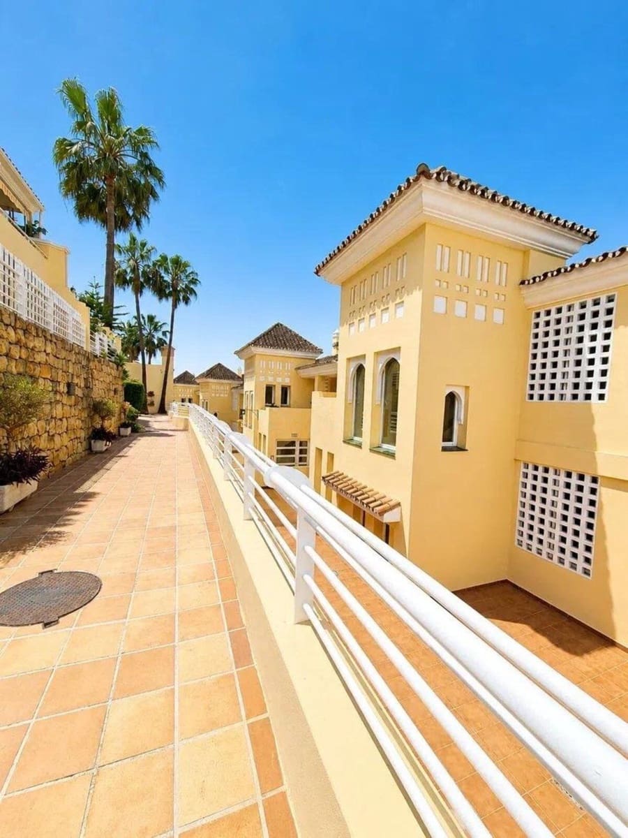 3 soverom Leilighet til salgs i San Pedro de Alcantara - € 422 000 (Ref: 9851446)