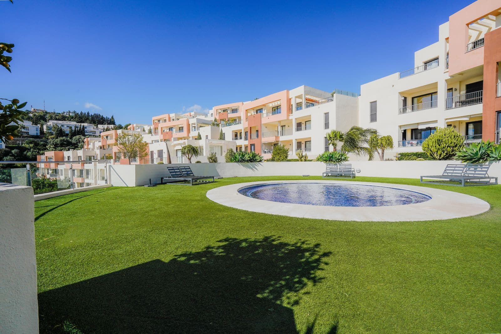2 soveværelse Penthouse til salg i Los Monteros - € 549.000 (Ref: 9851449)