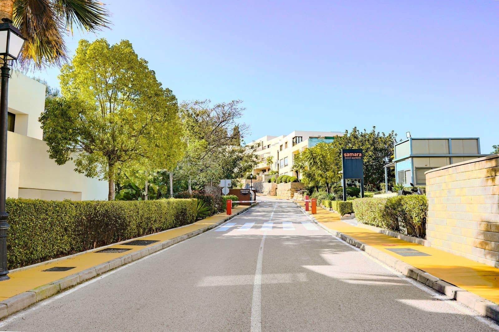 2 soveværelse Penthouse til salg i Los Monteros - € 549.000 (Ref: 9851449)