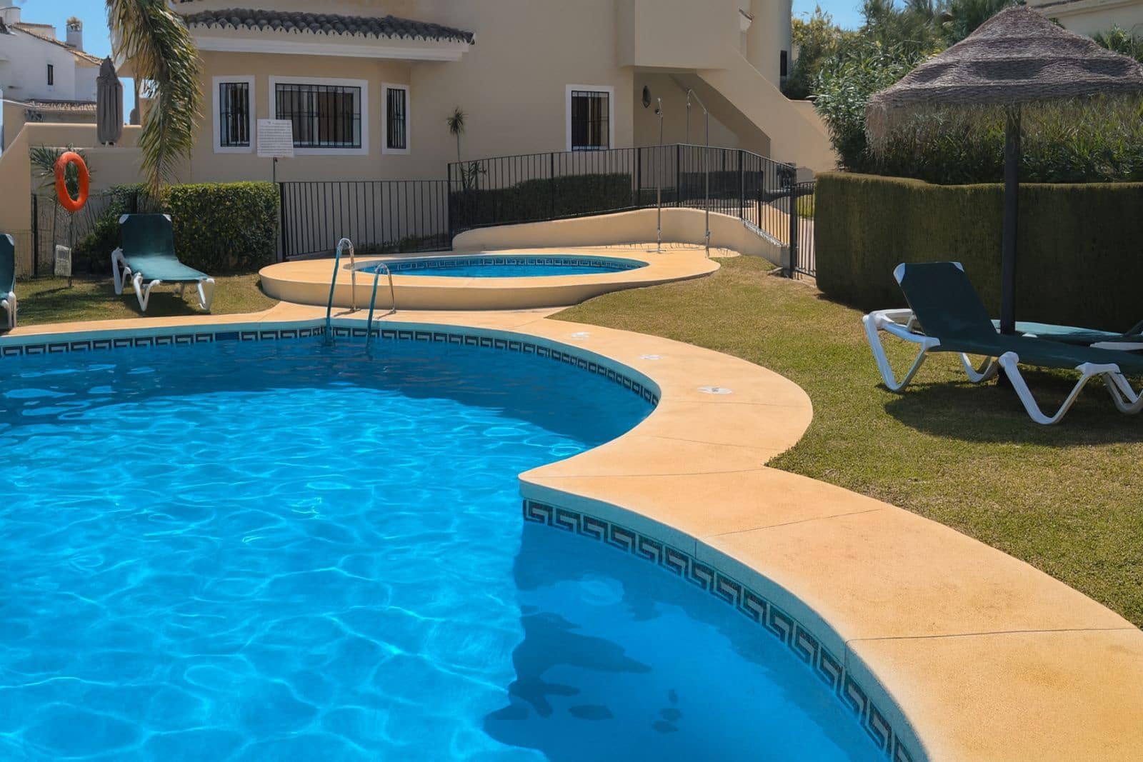 2 soveværelse Lejlighed til salg i Casares - € 250.000 (Ref: 9851451)