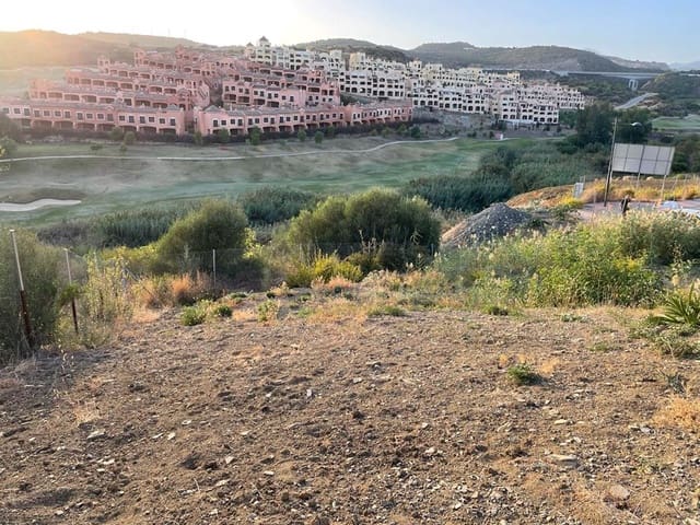 Building Plot for sale in Estepona - € 330,000 (Ref: 9851453)