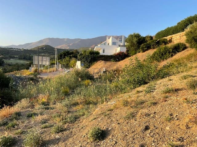Building Plot for sale in Estepona - € 330,000 (Ref: 9851453)