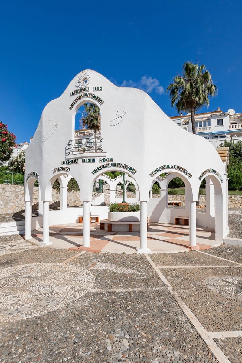 2 soveværelse Lejlighed til salg i Benalmadena Costa - € 350.000 (Ref: 9851455)
