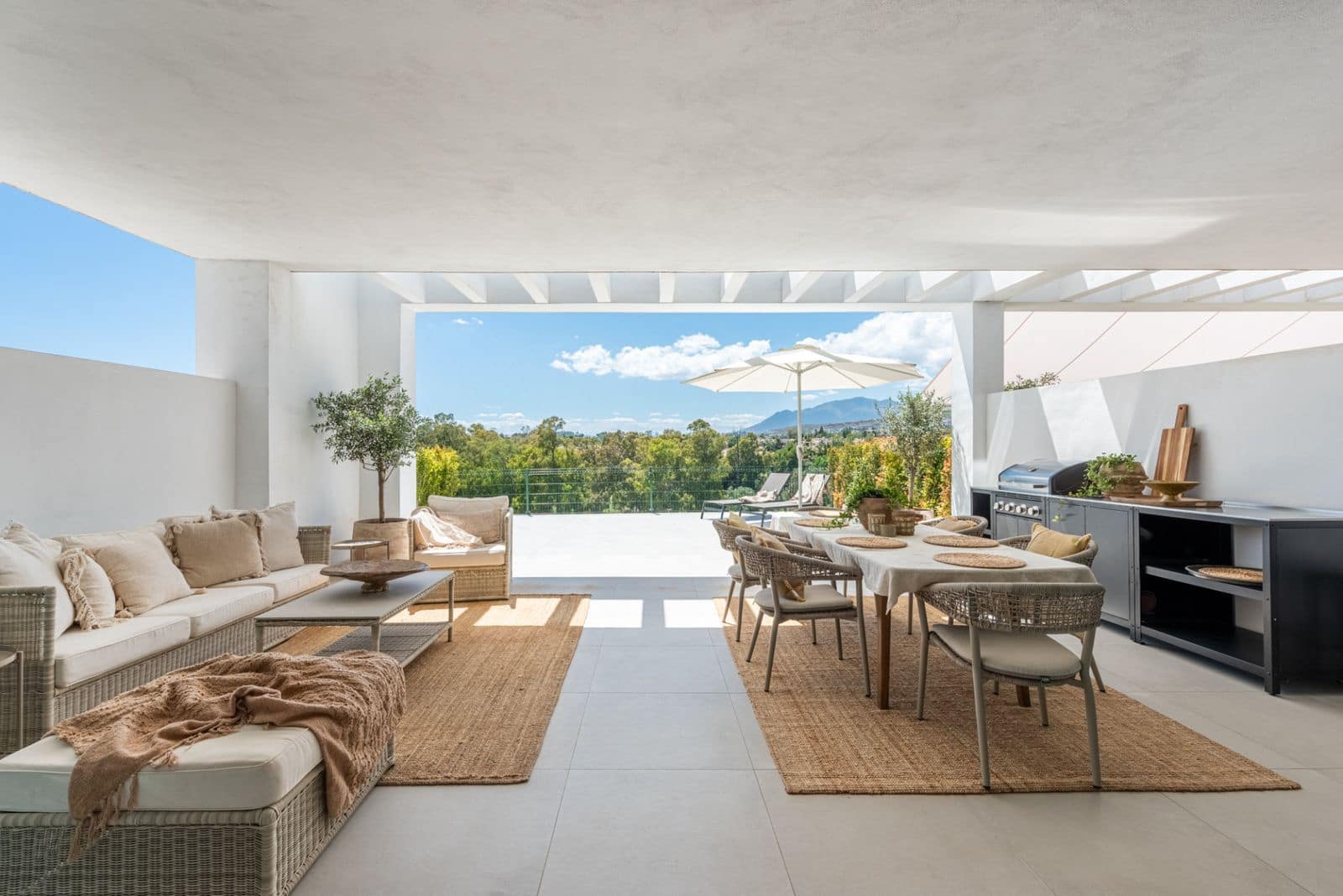 4 soveværelse Semi-Rækkehus til salg i San Pedro de Alcantara - € 1.395.000 (Ref: 9851456)