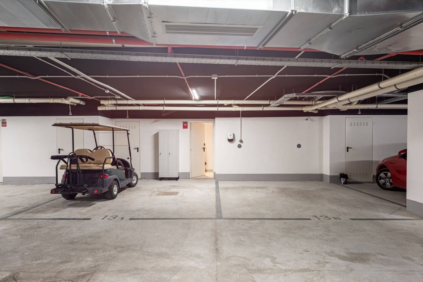 4 soveværelse Semi-Rækkehus til salg i San Pedro de Alcantara - € 1.395.000 (Ref: 9851456)