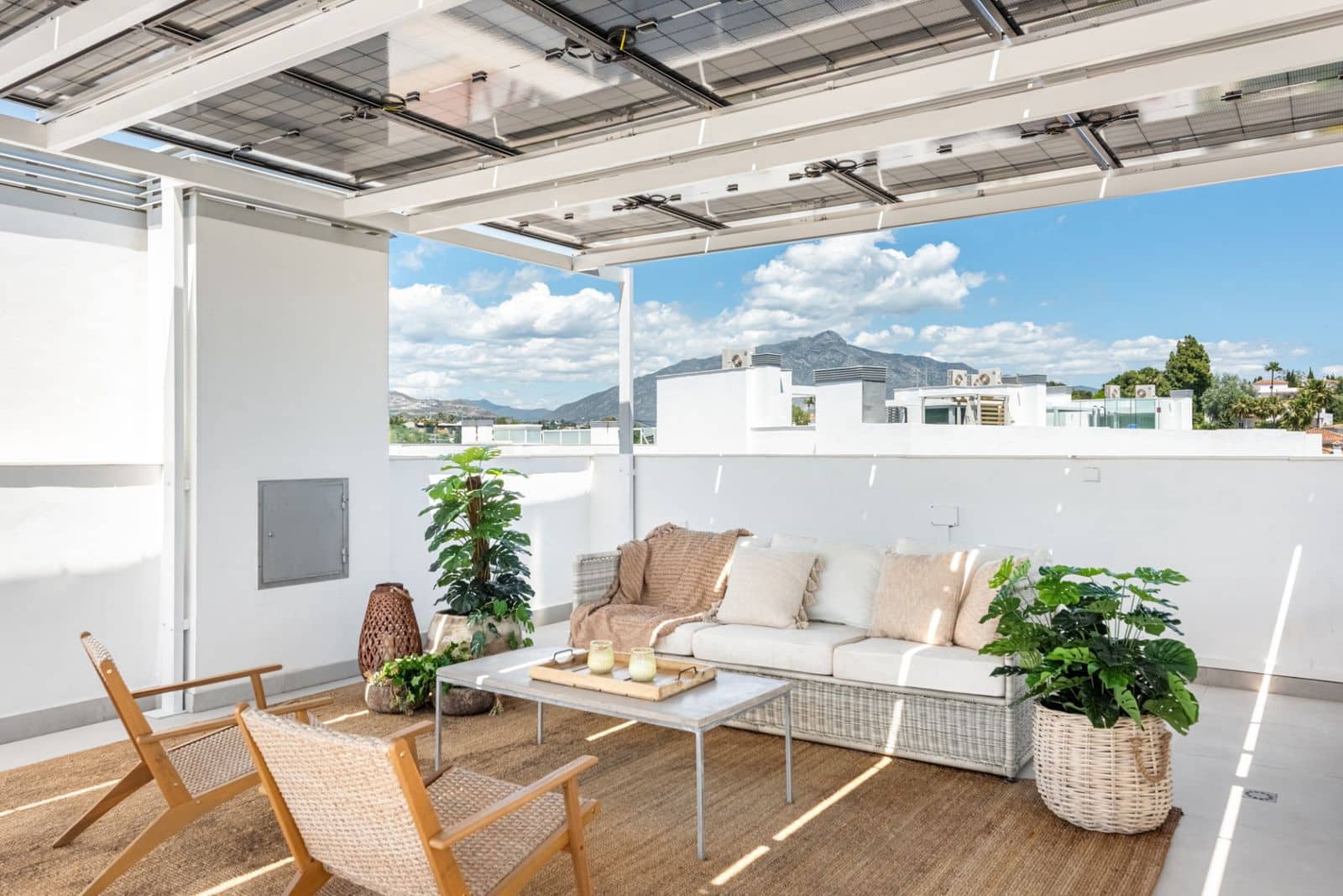 4 soveværelse Semi-Rækkehus til salg i San Pedro de Alcantara - € 1.395.000 (Ref: 9851456)