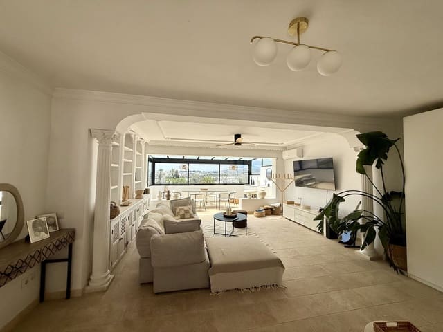5 quarto Moradia para venda em Nueva Andalucia, Marbella - 1 200 000 € (Ref: 9851459)