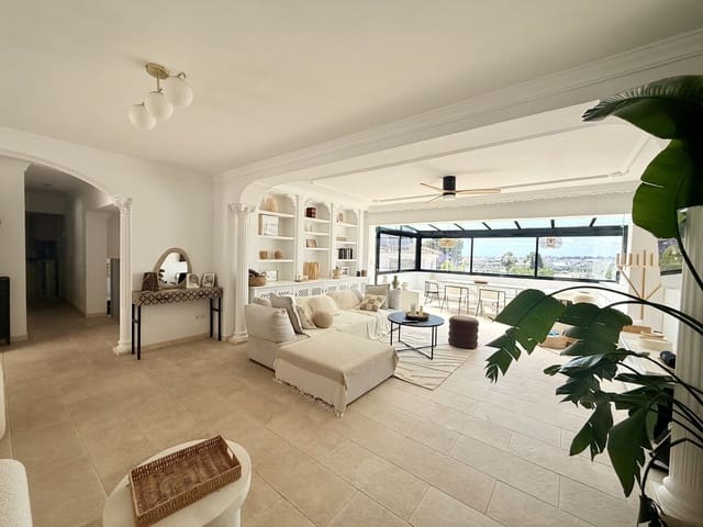 5 quarto Moradia para venda em Nueva Andalucia, Marbella - 1 200 000 € (Ref: 9851459)