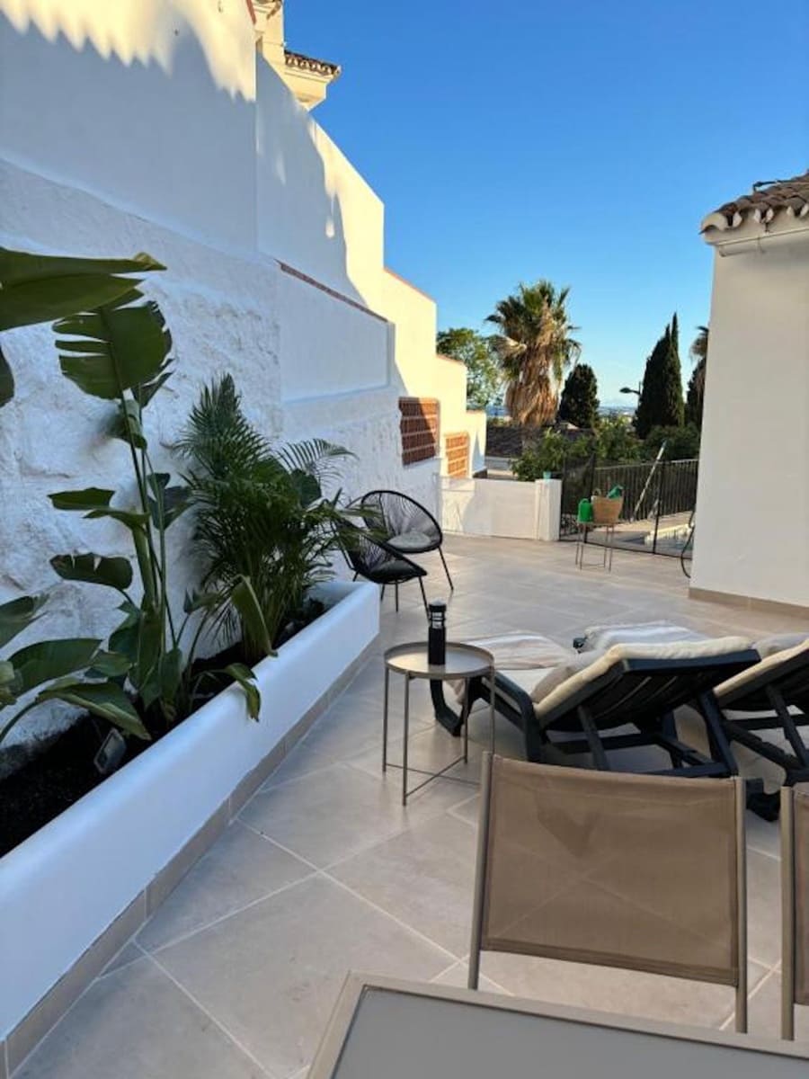 5 quarto Moradia para venda em Nueva Andalucia - 1 200 000 € (Ref: 9851459)