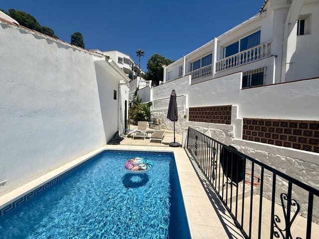 5 quarto Moradia para venda em Nueva Andalucia, Marbella - 1 200 000 € (Ref: 9851459)