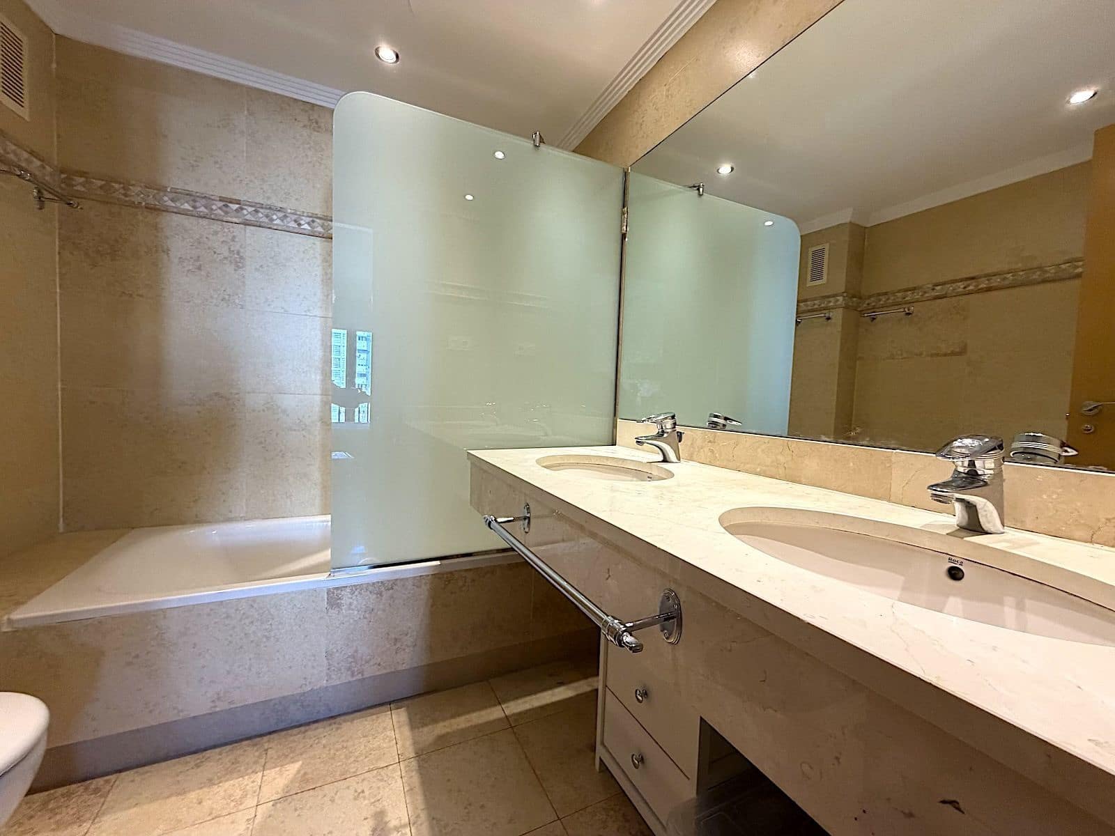 2 soverom Leilighet til salgs i San Pedro de Alcantara - € 550 000 (Ref: 9851460)