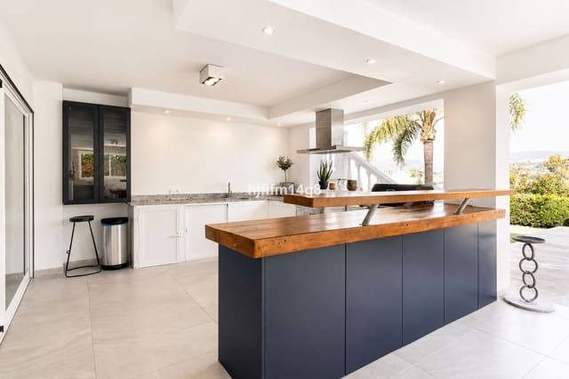 4 camera da letto Villa in vendita in Nueva Andalucia, Marbella - 2.300.000 € (Rif: 9851461)