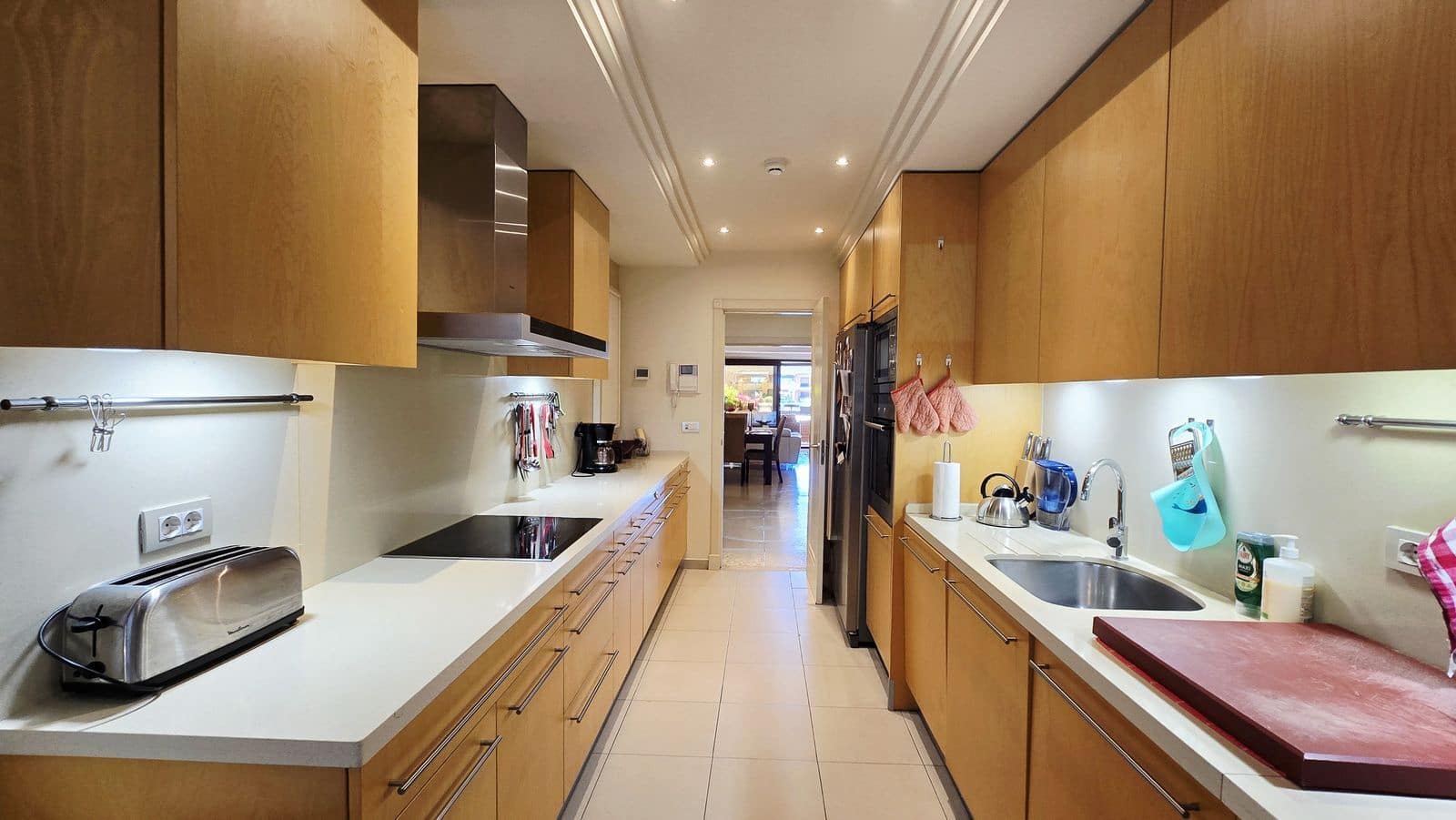 3 bedroom Apartment for sale in New Golden Mile - € 2,350,000 (Ref: 9851462)