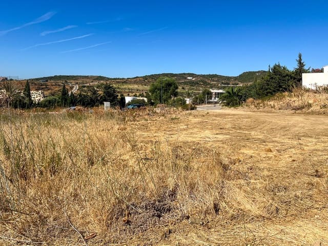 Building Plot for sale in Estepona - € 495,000 (Ref: 9851470)