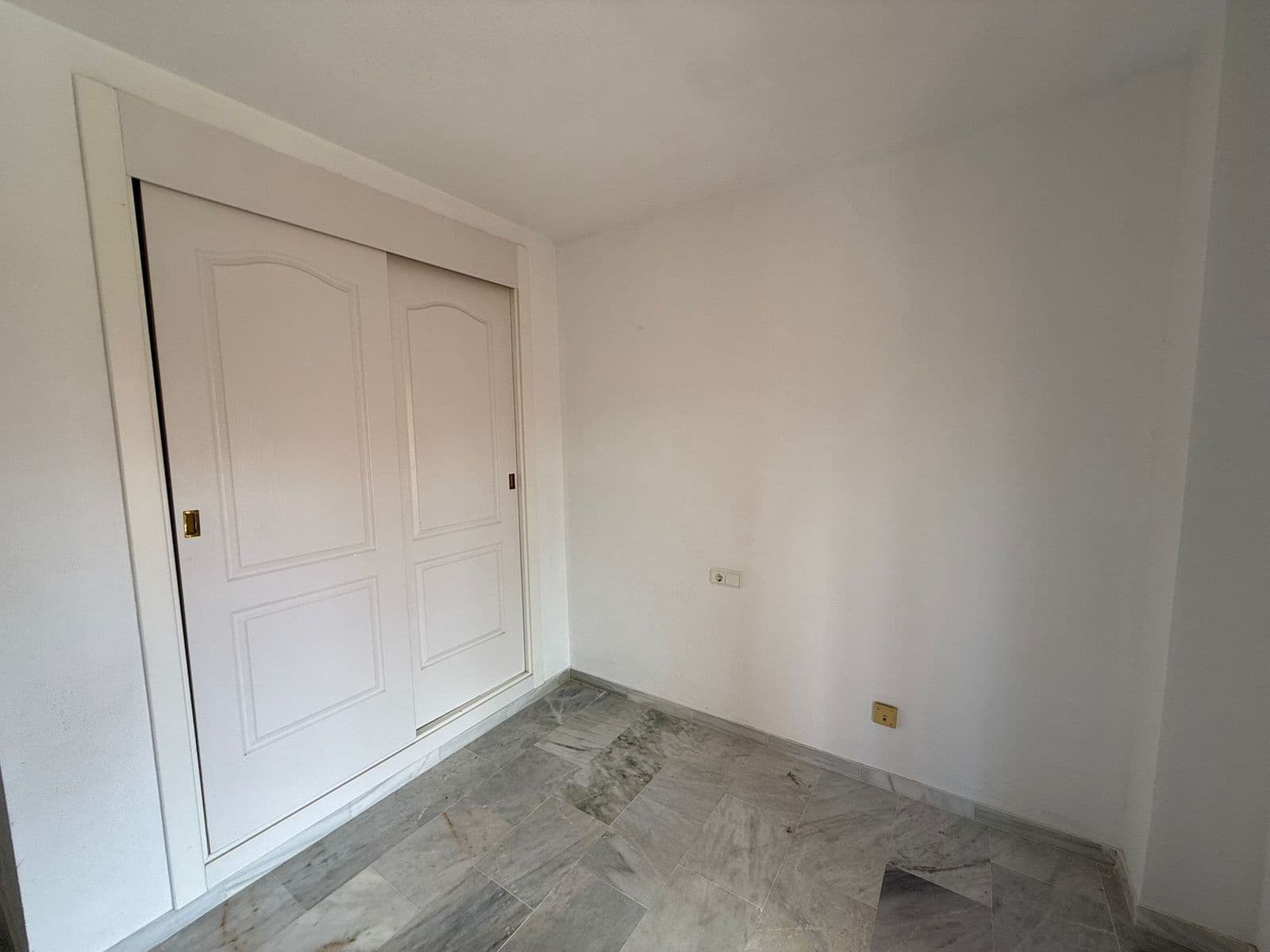 2 chambre Appartement à vendre à Manilva - 299 000 € (Ref: 9851472)