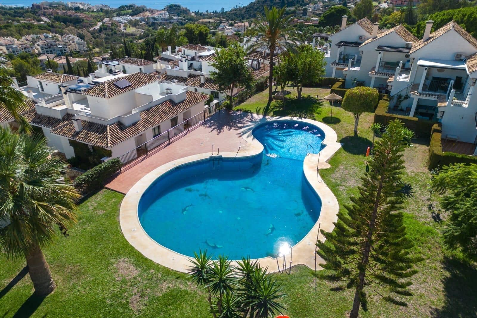 3 sovrum Semi-fristående Villa till salu i Benalmadena - 670 000 € (Ref: 9851475)