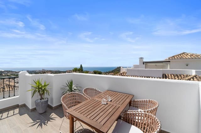 3 sovrum Semi-fristående Villa till salu i Benalmádena - 670 000 € (Ref: 9851475)