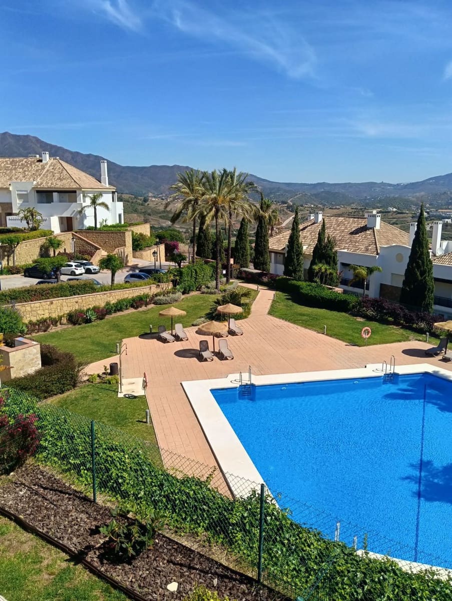 3 soveværelse Byhus til salg i La Cala Golf - € 569.000 (Ref: 9851478)