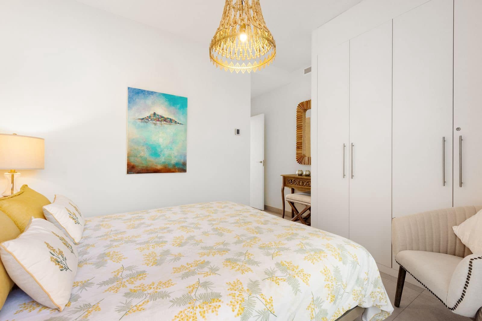 3 soveværelse Lejlighed til salg i Artola - € 1.180.000 (Ref: 9851481)