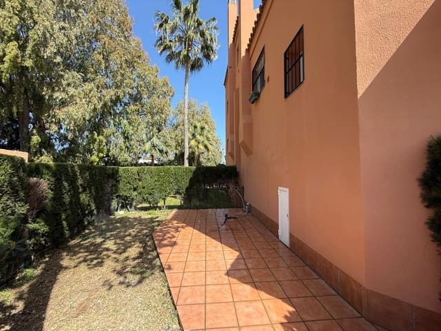 4 soverom Villa til salgs i Manilva - € 449 000 (Ref: 9851483)