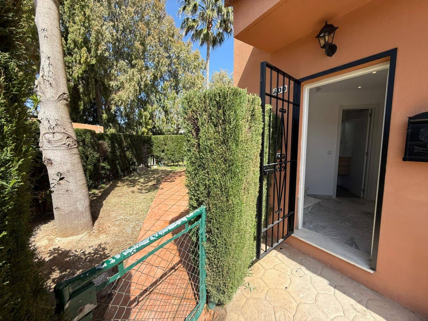 4 soverom Villa til salgs i Manilva - € 449 000 (Ref: 9851483)