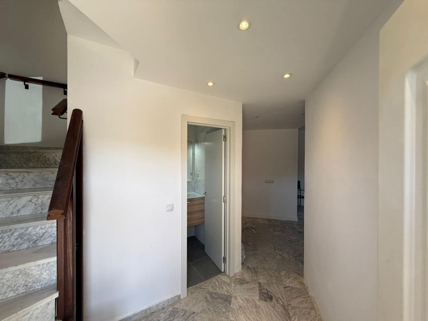 4 soverom Villa til salgs i Manilva - € 449 000 (Ref: 9851483)