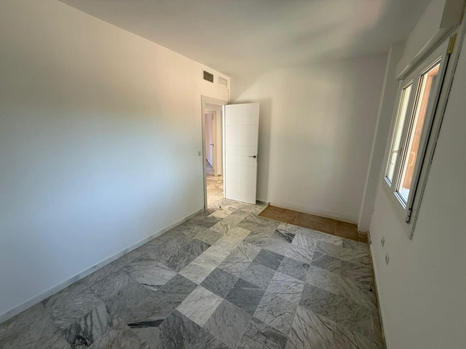 4 soverom Villa til salgs i Manilva - € 449 000 (Ref: 9851483)