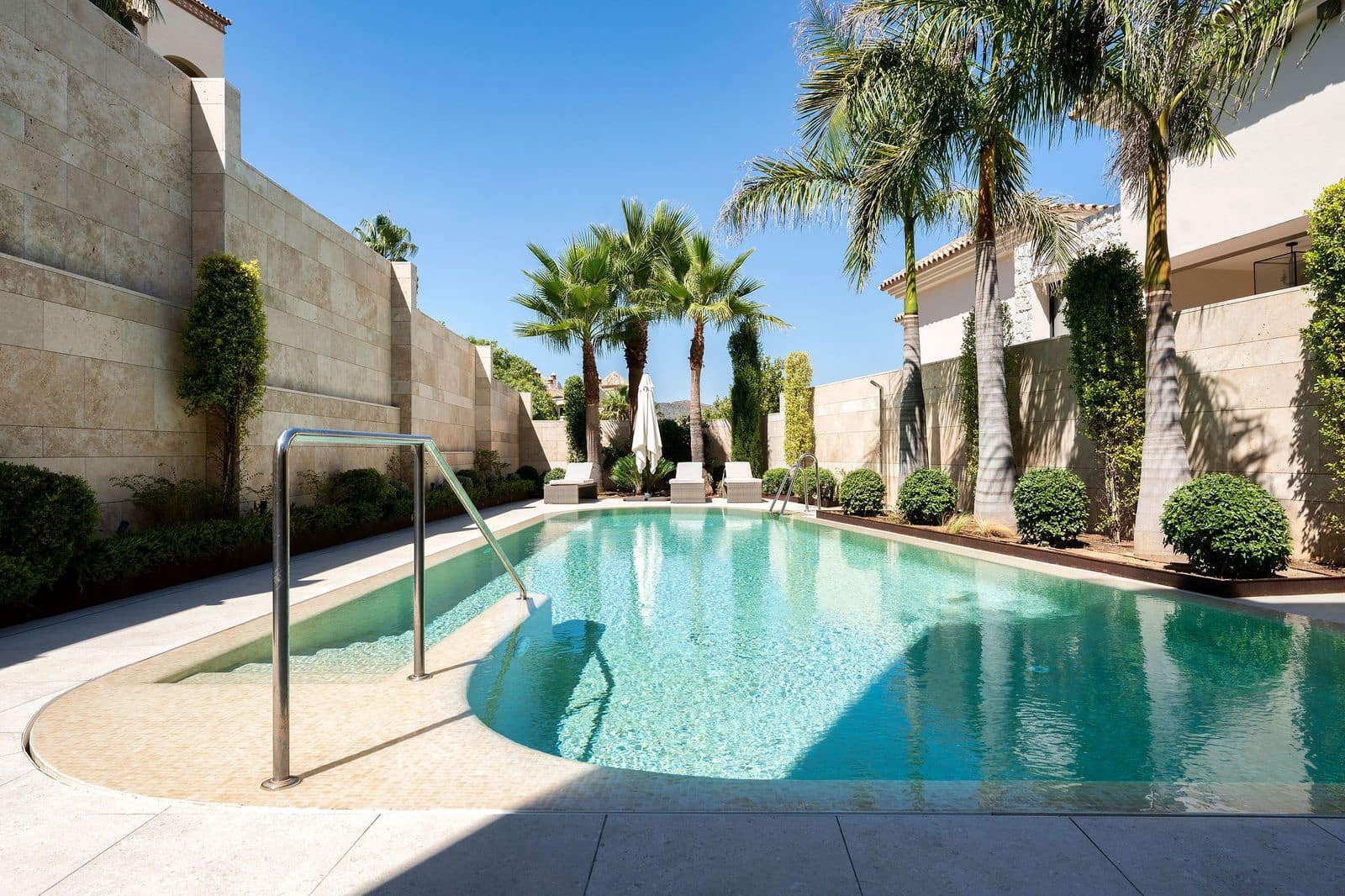 3 slaapkamer Appartement te koop in La Quinta - € 2.970.000 (Ref: 9851485)