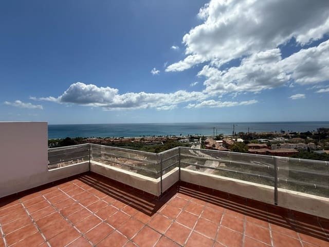 3 soveværelse Penthouse til salg i Manilva - € 449.000 (Ref: 9851486)