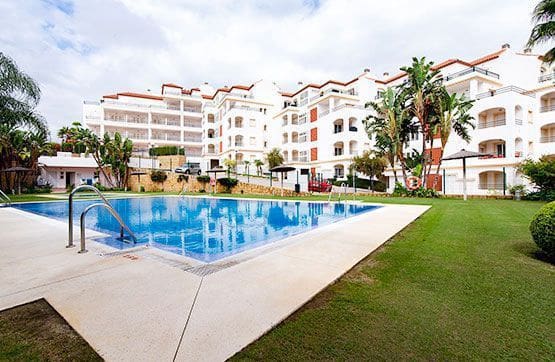 3 soveværelse Penthouse til salg i Manilva - € 449.000 (Ref: 9851486)