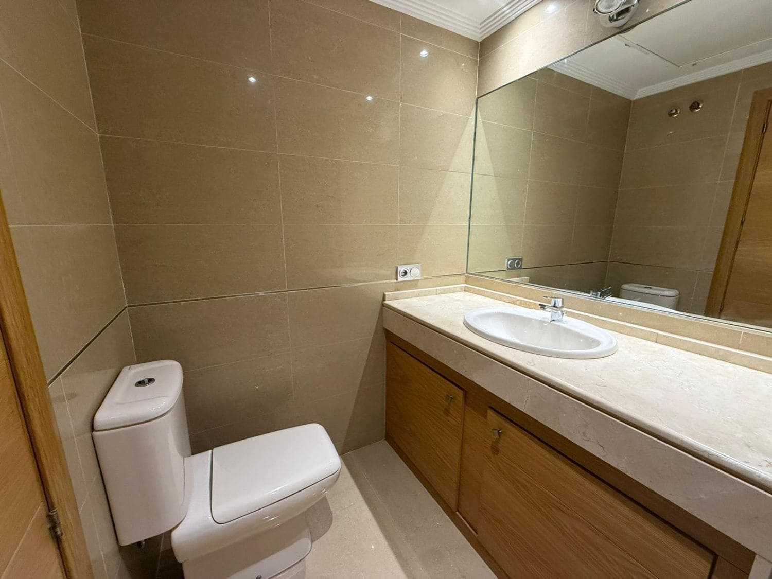 3 soveværelse Penthouse til salg i Manilva - € 449.000 (Ref: 9851486)