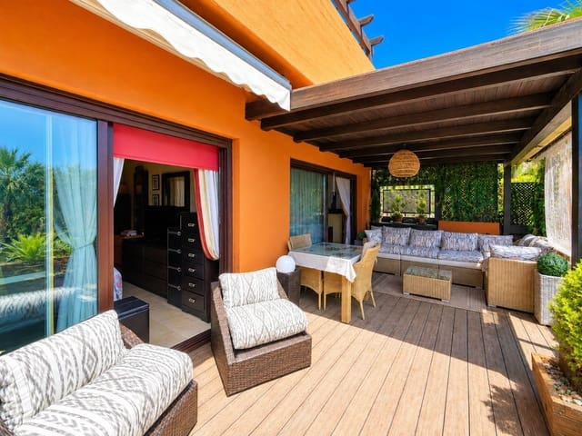 2 chambre Appartement à vendre à Buenas Noches, Estepona - 430 000 € (Ref: 9851487)
