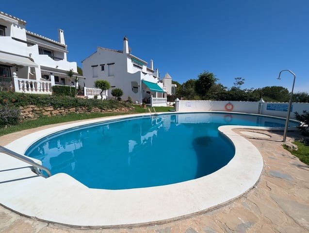 3 makuuhuone Omakotitalo myytävänä paikassa Calahonda, Mijas - 449 000 € (Ref: 9851489)