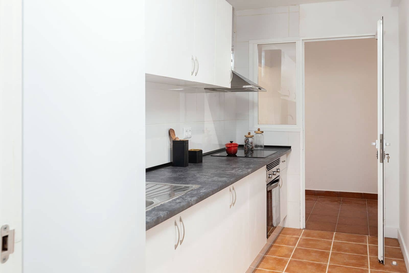 3 bedroom Apartment for sale in San Pedro de Alcantara - € 325,000 (Ref: 9851491)