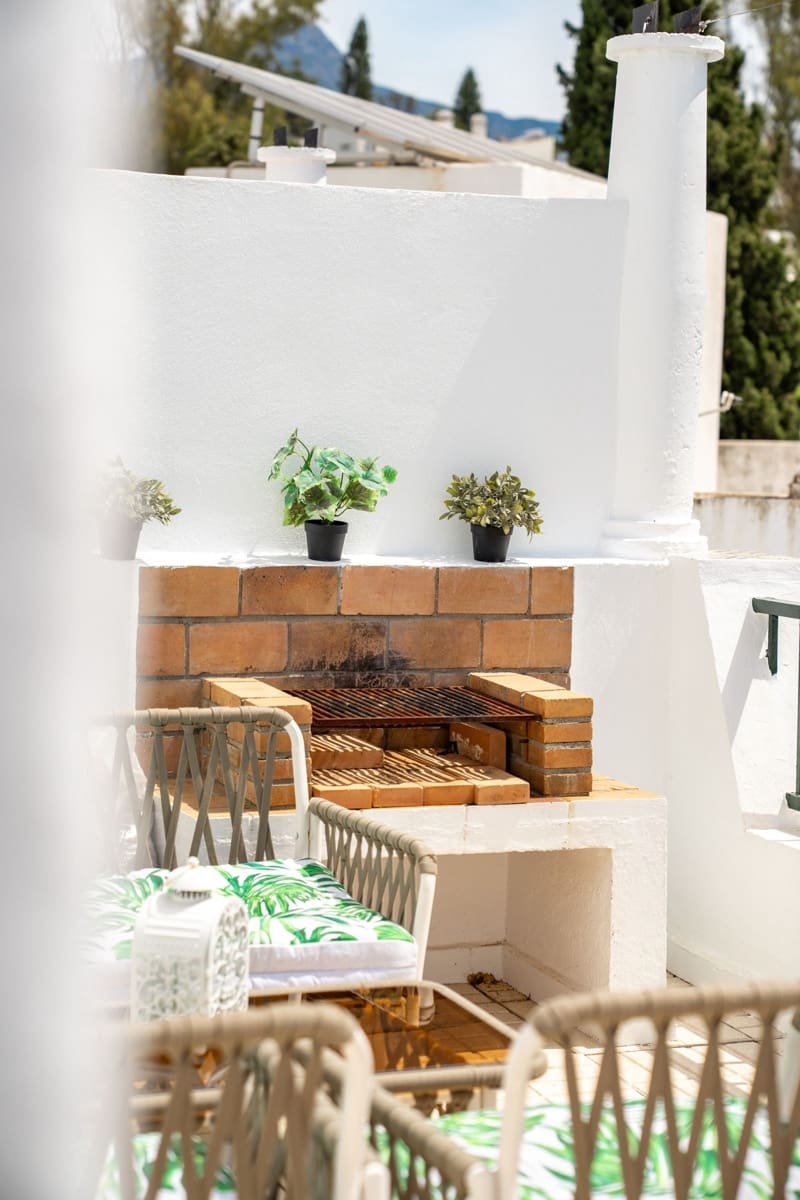4 soverom Hus til salgs i Nueva Andalucia - € 675 000 (Ref: 9851494)