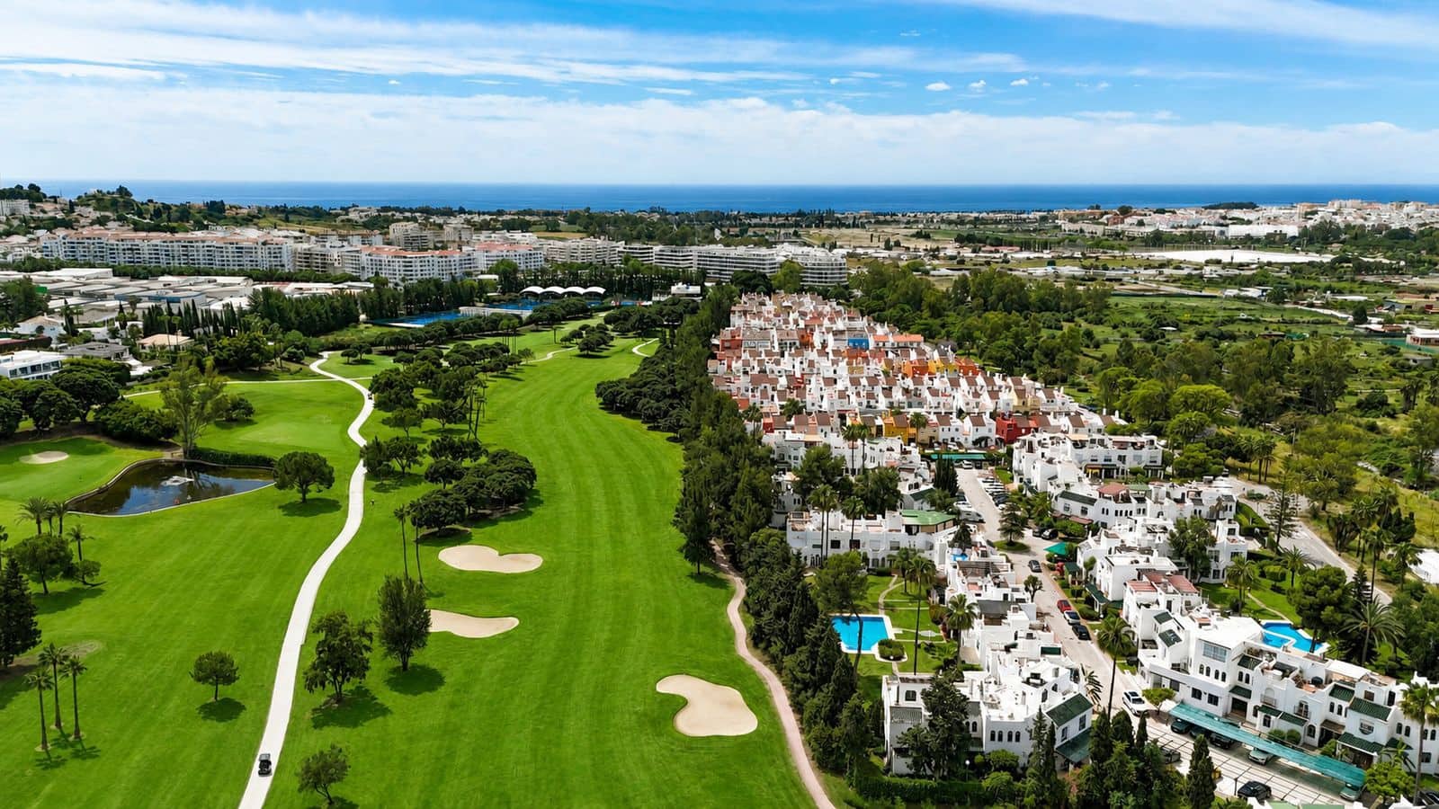4 soverom Hus til salgs i Nueva Andalucia - € 675 000 (Ref: 9851494)