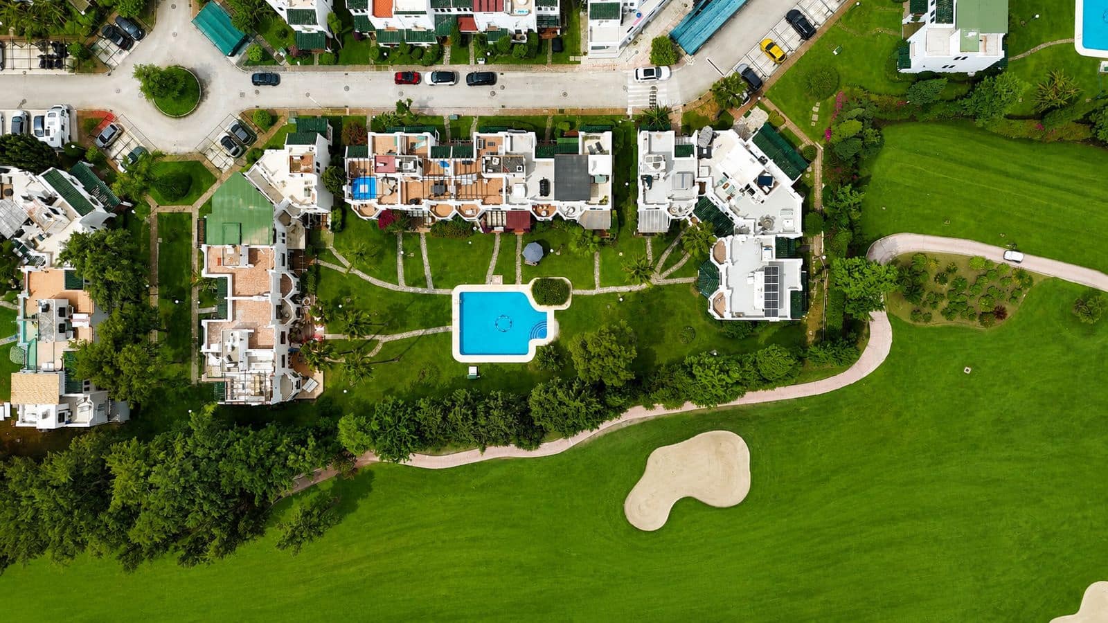4 soverom Hus til salgs i Nueva Andalucia - € 675 000 (Ref: 9851494)