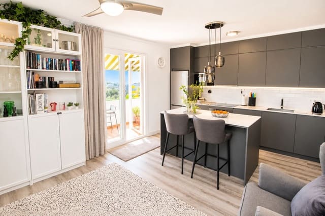 2 makuuhuone Kattohuoneisto myytävänä paikassa Mijas - 399 000 € (Ref: 9851495)