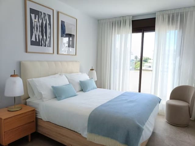 3 soverom Penthouse til salgs i Estepona - € 779 000 (Ref: 9851505)