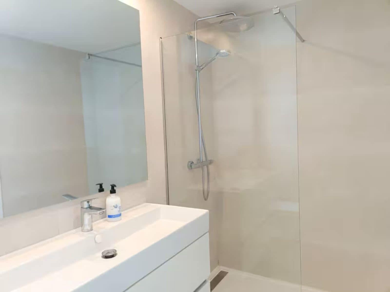 3 soverom Penthouse til salgs i Estepona - € 779 000 (Ref: 9851505)